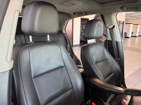 Used 2016 Buick Encore Premium w/ Experience Buick Package image 13