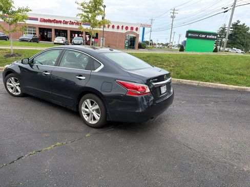 Used 2015 Nissan Altima 2.5 SL FWD image 8