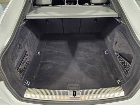 Used 2021 Audi RS 5 w/ Dynamic Package image 40