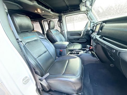 Used 2023 Jeep Wrangler Unlimited Rubicon 4xe w/ Cold Weather Group image 32