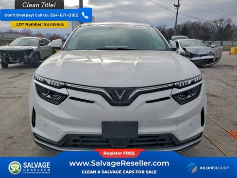 Used 2024 VinFast VF 8 Eco image 7