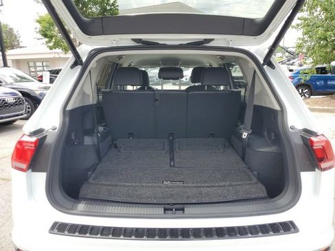 Certified 2023 Volkswagen Tiguan SE FWD image 14