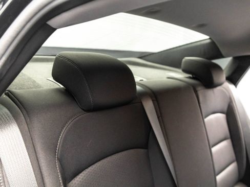 Used 2019 Chevrolet Malibu RS w/ LPO, Convenience Package 1 image 33