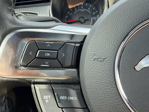 Used 2017 Ford Mustang GT Premium w/ GT Performance Package RWD image 20