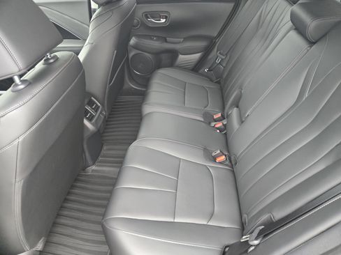 Certified 2025 Acura ADX AWD image 39