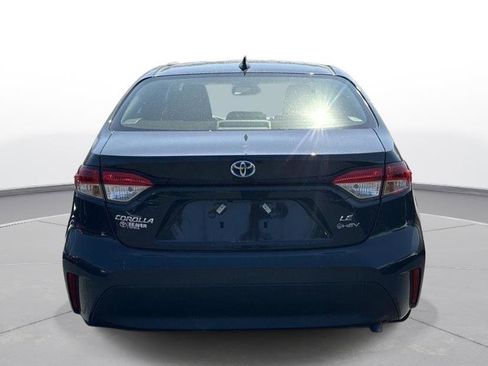Used 2025 Toyota Corolla LE image 7
