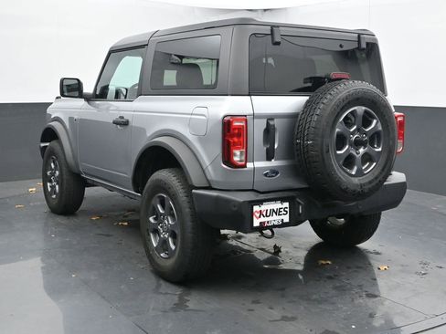 Used 2022 Ford Bronco Big Bend image 9