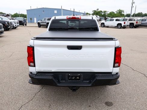 Used 2023 Chevrolet Colorado Z71 w/ Z71 Convenience Package 2 AWD/4WD image 5
