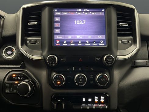 Used 2019 RAM 1500 Big Horn AWD/4WD image 11