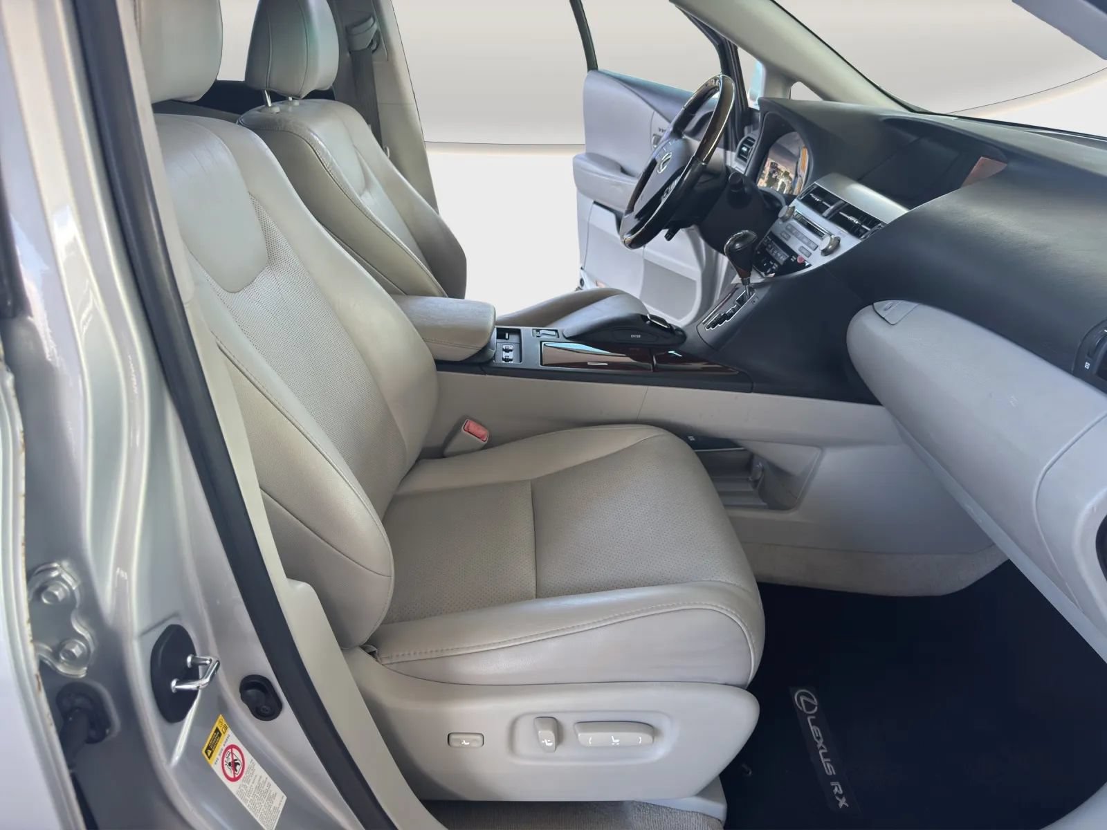 Used 2012 Lexus RX 350 FWD w/ Premium Pkg image 18