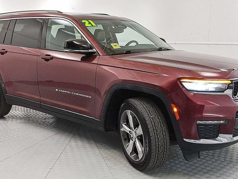 Used 2021 Jeep Grand Cherokee L Limited w/ Trailer Tow Group (B) AWD/4WD image 1