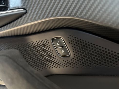 Used 2022 Ford GT image 30