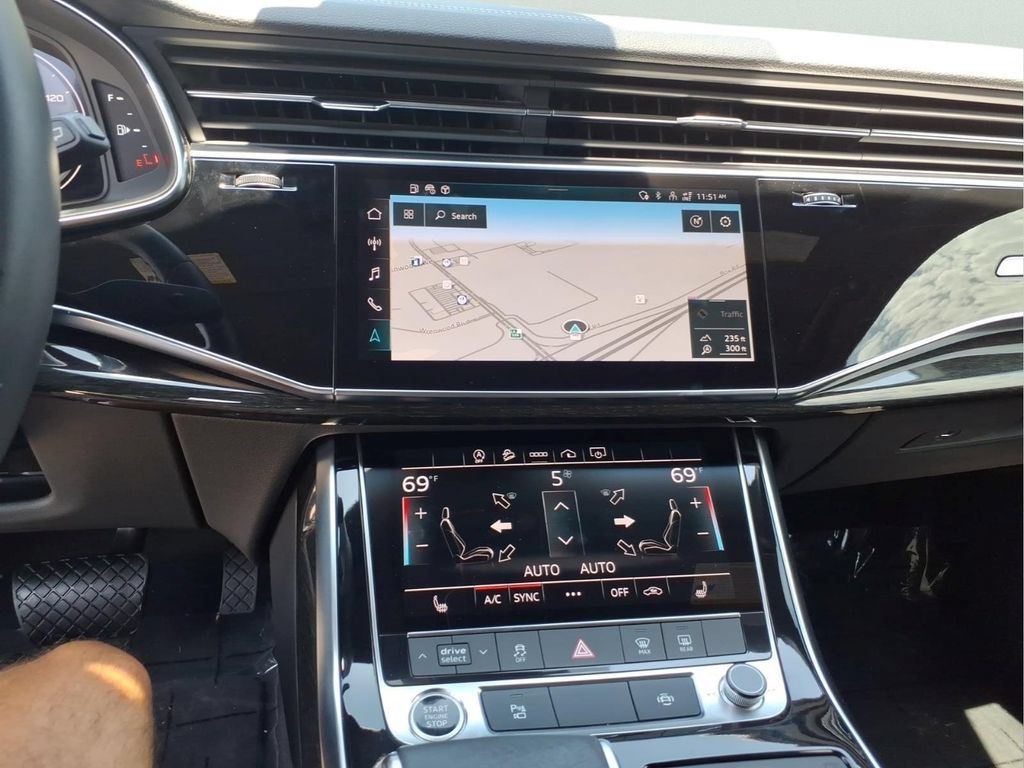 Used 2023 Audi Q7 2.0T Premium w/ Convenience Package AWD/4WD image 19