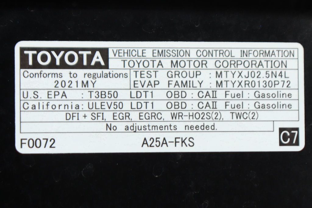 Used 2021 Toyota RAV4 LE FWD image 12