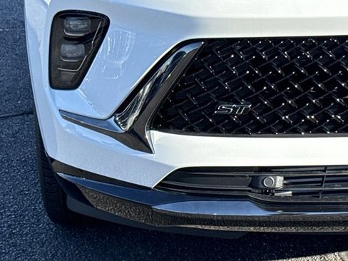 New 2026 Buick Envision Sport Touring image 15