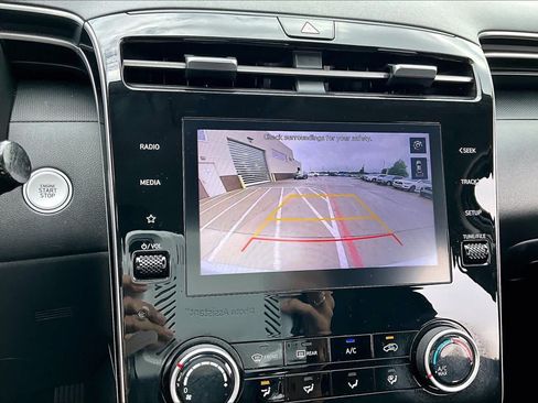 Certified 2023 Hyundai Tucson SEL FWD image 25