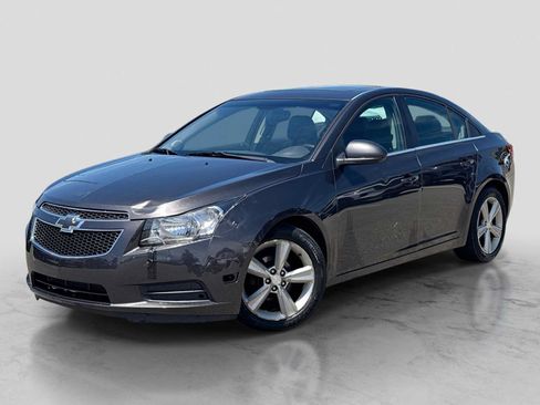 Used 2014 Chevrolet Cruze LT FWD image 1