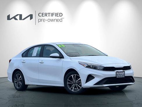 Certified 2023 Kia Forte LXS image 2