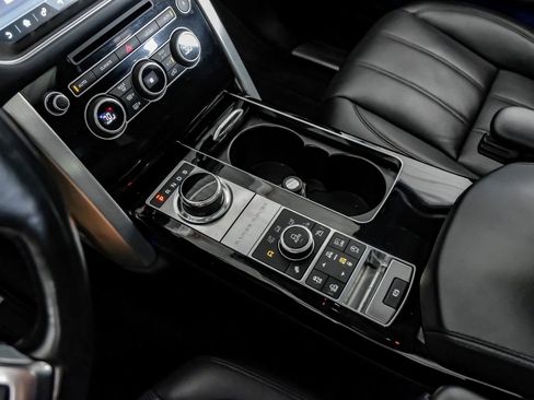 Used 2017 Land Rover Range Rover Supercharged image 24