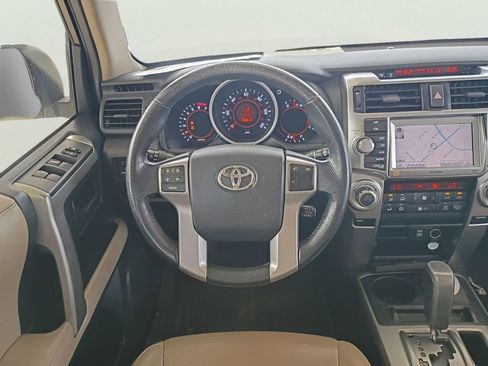 Used 2013 Toyota 4Runner Limited AWD/4WD image 4