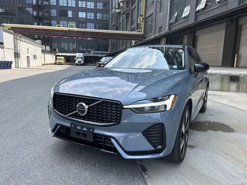 Certified 2024 Volvo XC60 T8 Plus w/ Climate Package image 3