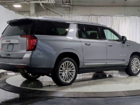 Used 2023 GMC Yukon XL Denali w/ Max Trailering Package image 8