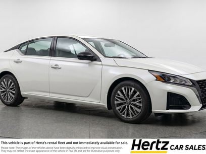 Used 2025 Nissan Altima 2.5 SV