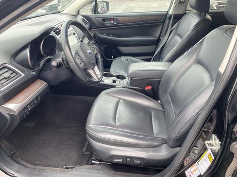 Used 2015 Subaru Outback 3.6R Limited image 9
