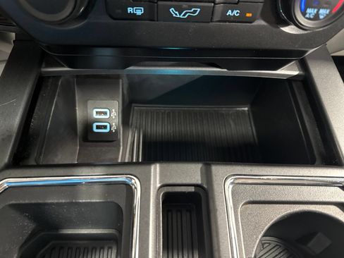 Used 2017 Ford F150 XLT w/ Equipment Group 302A Luxury AWD/4WD image 39
