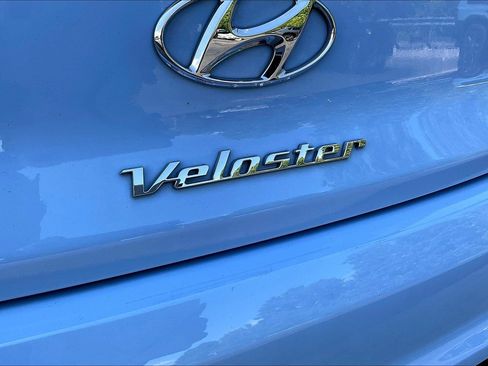 Used 2022 Hyundai Veloster N FWD image 22