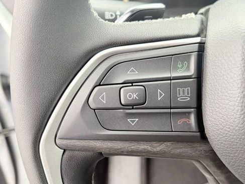 New 2026 Jeep Grand Cherokee Limited AWD/4WD image 18