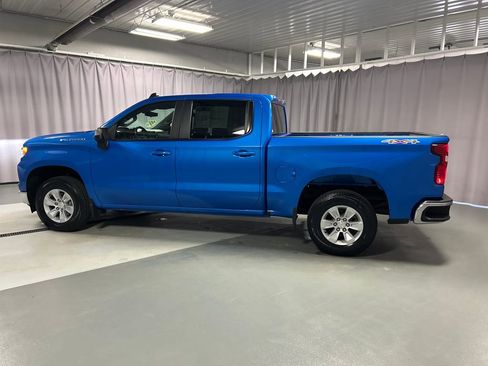 Used 2025 Chevrolet Silverado 1500 LT AWD/4WD image 4