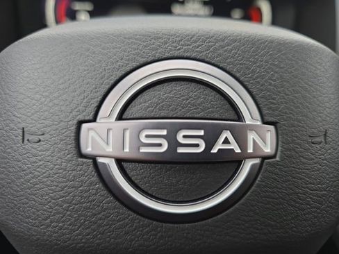 New 2026 Nissan Rogue Platinum image 5