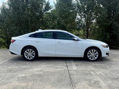Used 2021 Chevrolet Malibu LT FWD image 3