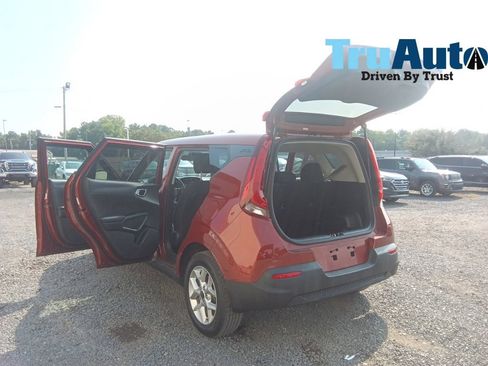 Used 2020 Kia Soul S FWD image 13