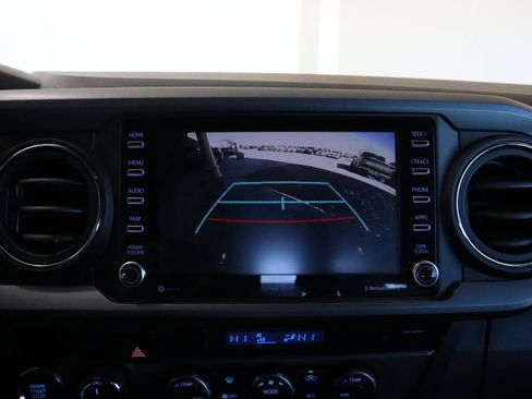 Used 2023 Toyota Tacoma TRD Sport V6 image 30