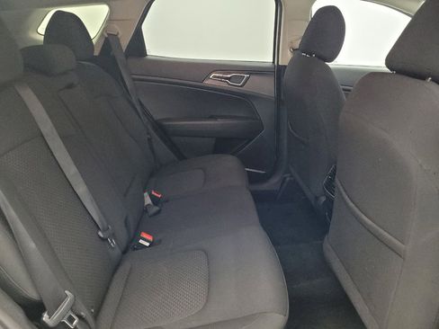 Used 2023 Kia Sportage LX AWD/4WD image 19