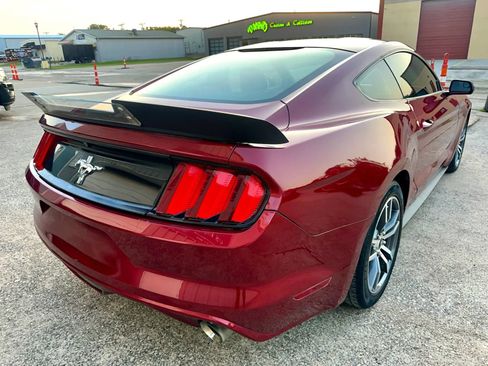 Used 2016 Ford Mustang GT RWD image 7