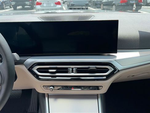 Used 2023 BMW i4 eDrive35 w/ Premium Package RWD image 16