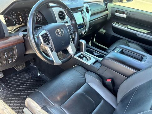 Used 2018 Toyota Tundra Limited w/ Limited Premium Package AWD/4WD image 15