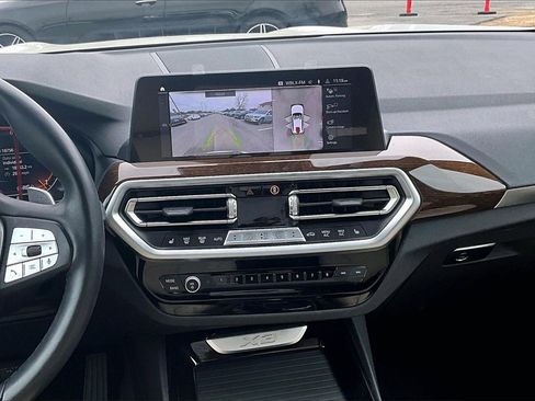 Used 2024 BMW X3 sDrive30i w/ Parking Assistance Package image 9