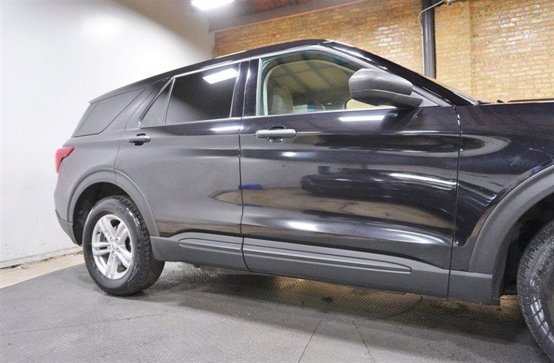 Used 2022 Ford Explorer 4WD w/ Class IV Trailer Tow Package image 9