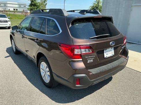 Used 2019 Subaru Outback 2.5i Premium AWD/4WD image 3