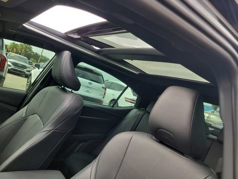 Used 2025 Toyota Camry XSE FWD image 21