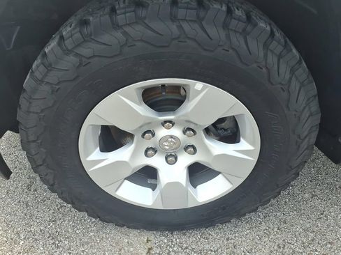 Used 2023 RAM 1500 Lone Star AWD/4WD image 5