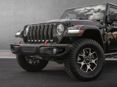Used 2018 Jeep Wrangler Unlimited Rubicon AWD/4WD image 20