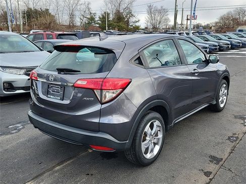 Used 2022 Honda HR-V LX image 6