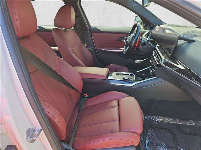 Used 2024 BMW 330i xDrive Sedan w/ M Sport Package AWD/4WD image 29