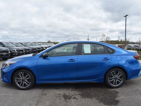 Certified 2023 Kia Forte GT-Line FWD image 6