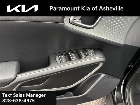 New 2025 Kia Soul LX image 22